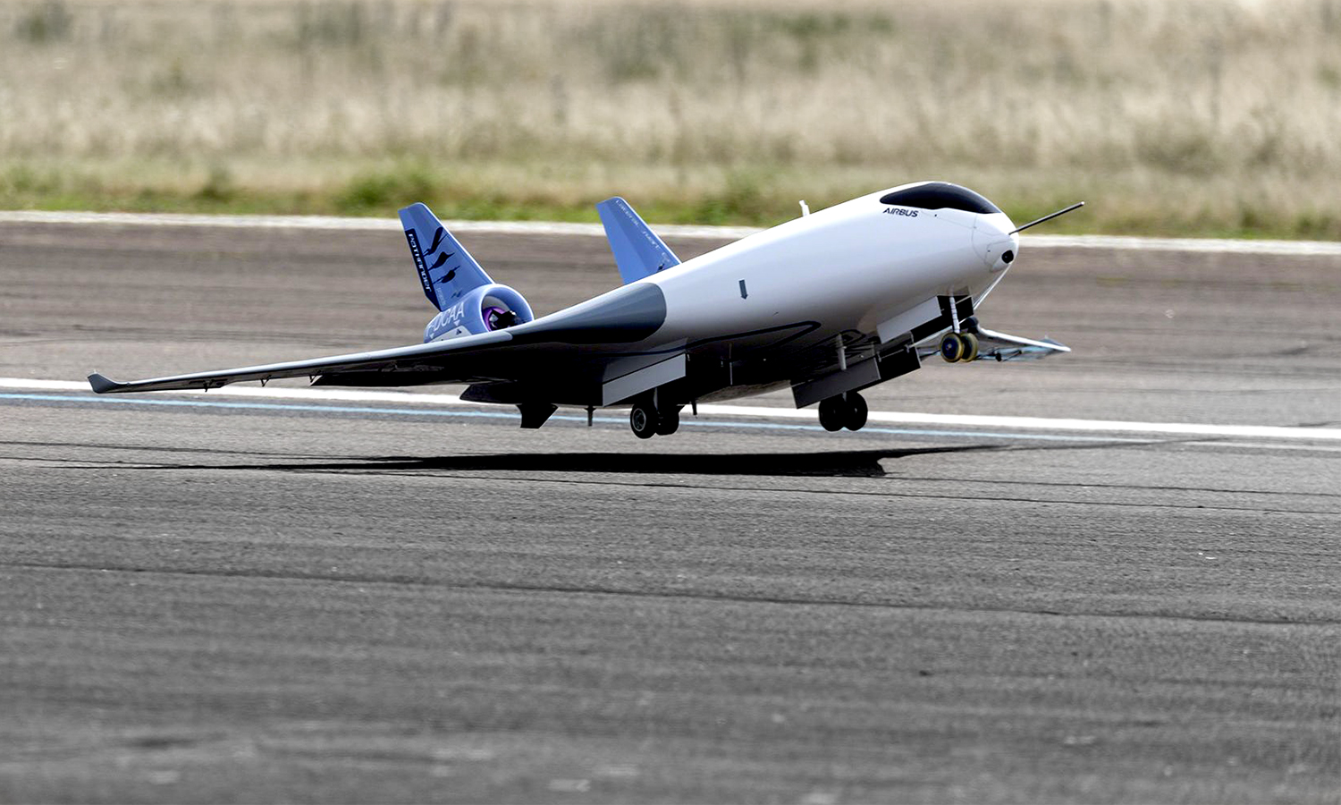 AIRBUS MAVERIC bei Singapore Airshow