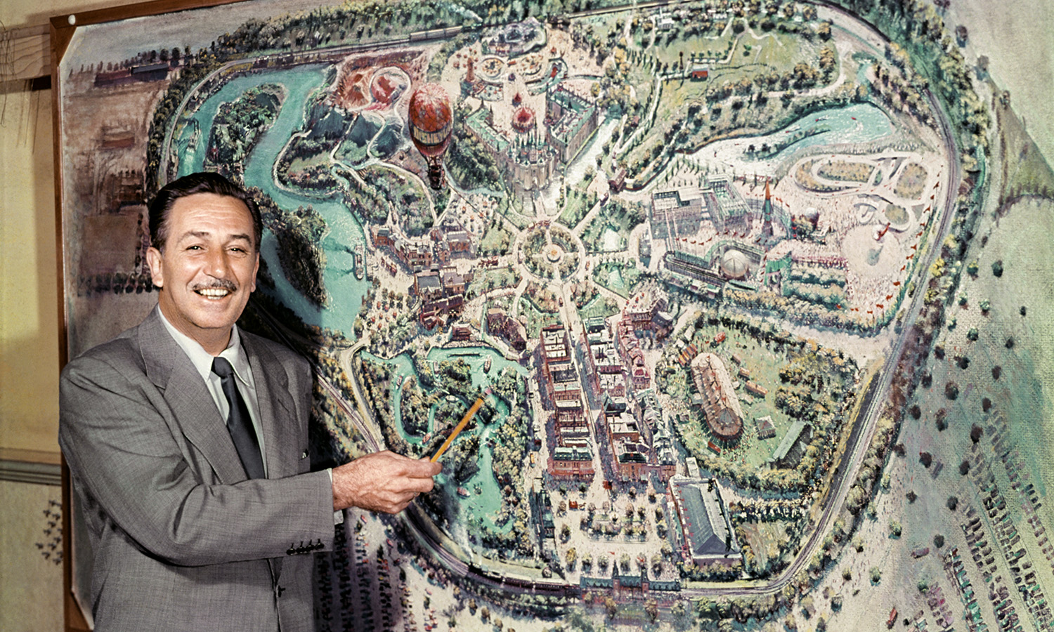 TASCHEN VERLAG, WALT DISNEY's DISNEYLAND