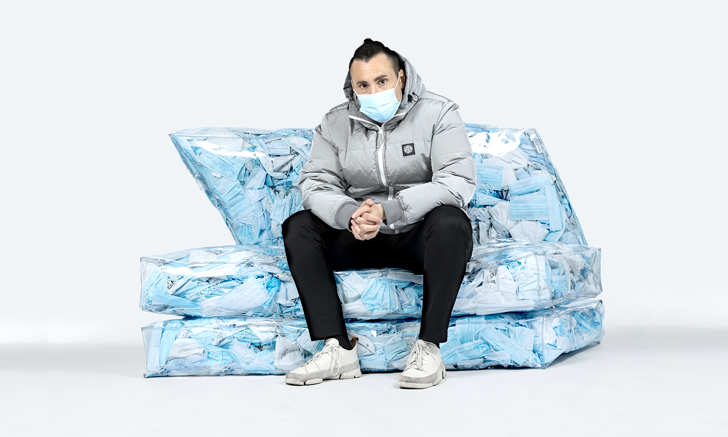 Tobia Zambotti / COUCH 19