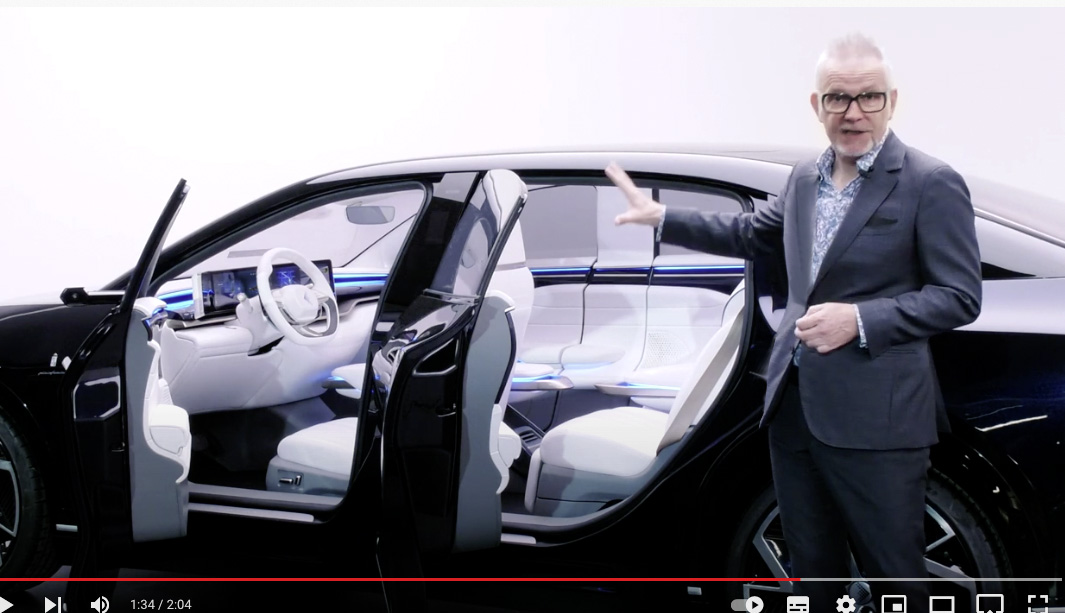 PININFARINA & HON HAI PRÄSENTIEREN MODEL E