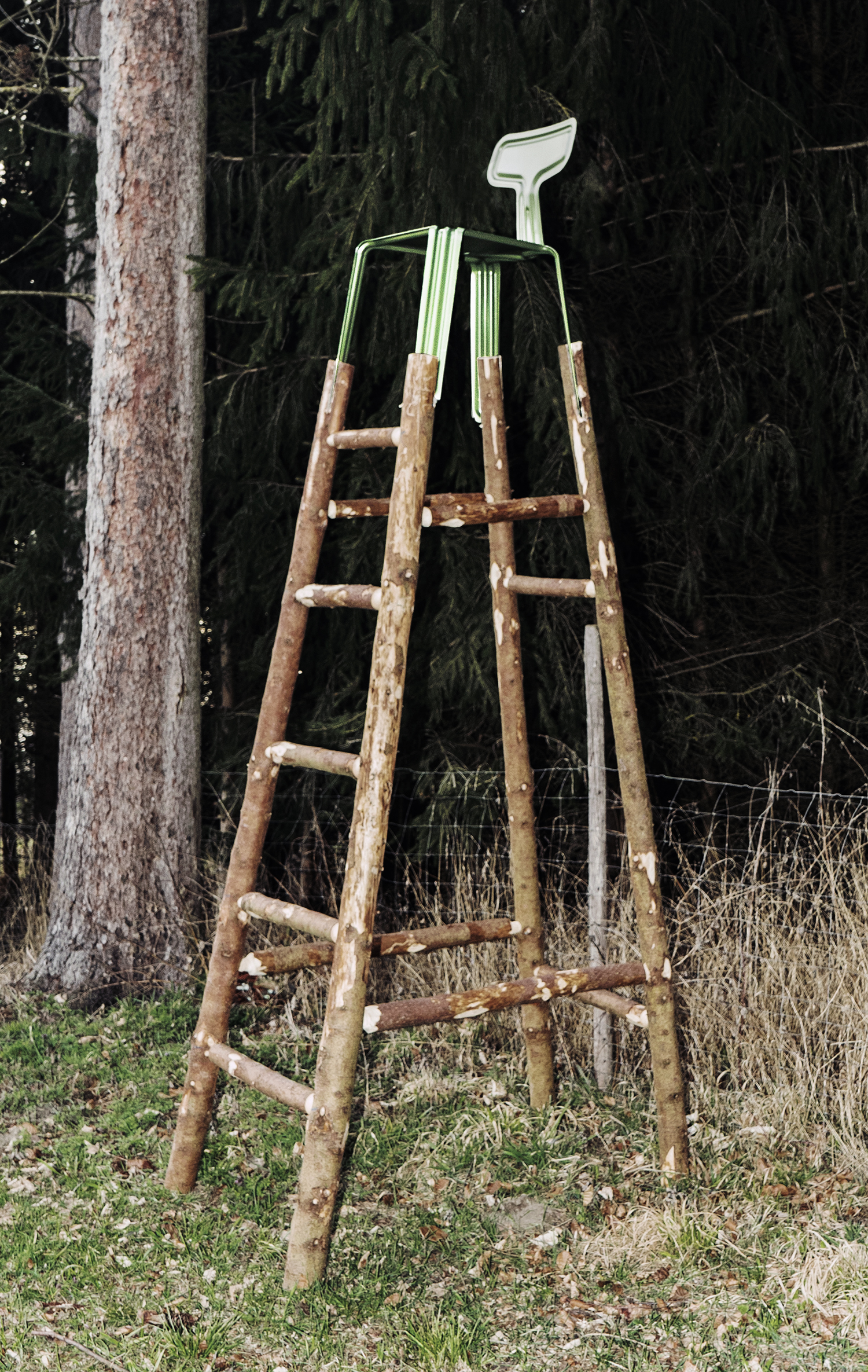 PRESSED CHAIR / 10 JAHRE / NILS HOLGER MOORMANN